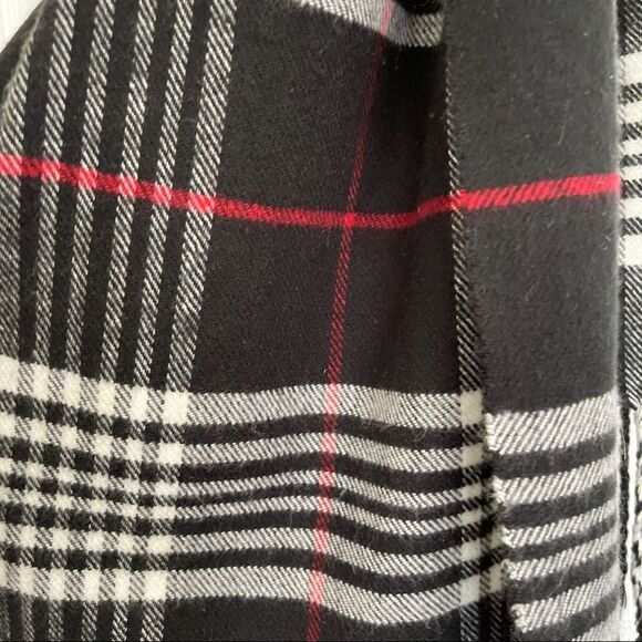 Cashmere Feel Black Plaid Neck Scarf Soft Comfy Cozy Warm Dark Goth Grunge 70x12 - Picture 1 of 6